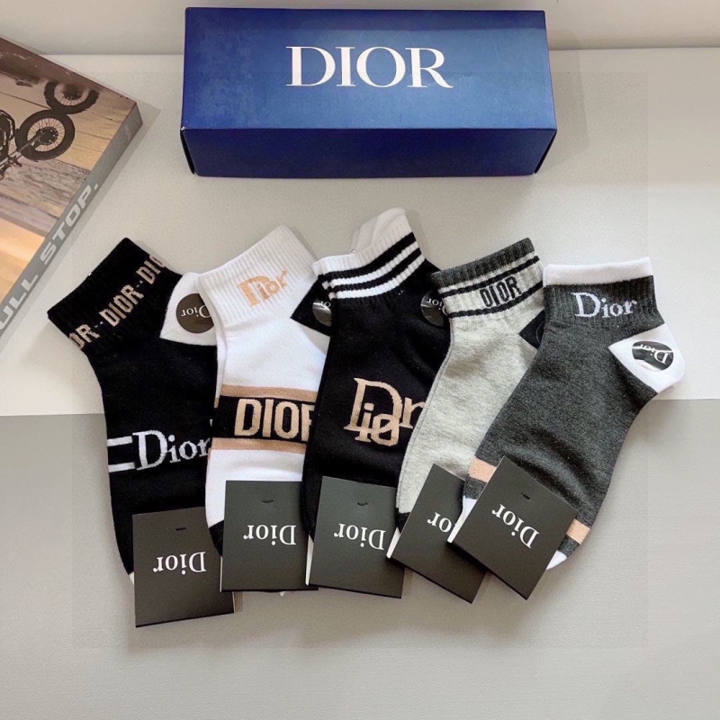 DIOR